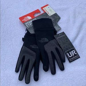 Women’s North Face ETIP Gloves Size Small